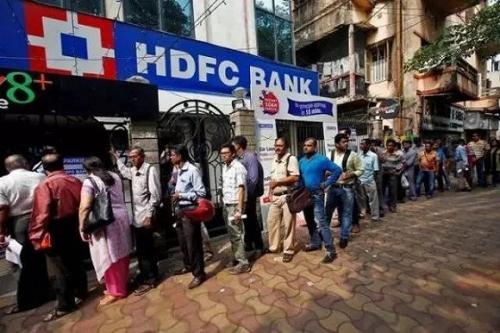 HDFC为新的现有借款人降低10个基点的贷款利率