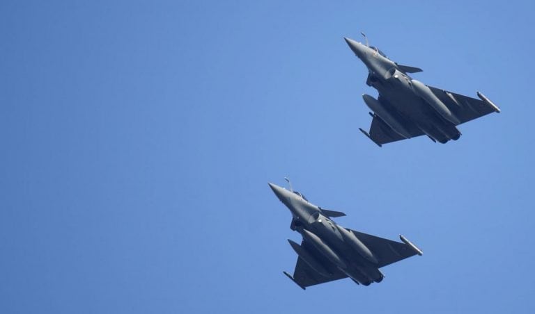 Rafale交易审计报告报告是另一个掩护：国会