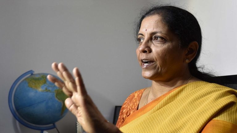 Nirmala Sitharaman捍卫采购36名Rafale喷气机，说IAF基础设施不允许更多：报告