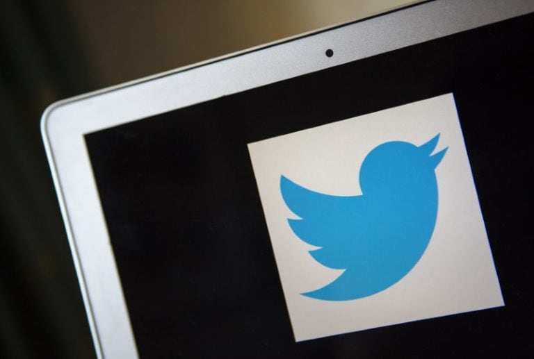 印度记者Barkha Dutt谴责Twitter在网上滥用后阻止账户