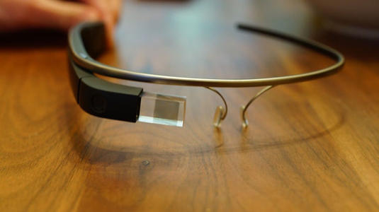 Google Glass用户将看到公交路线