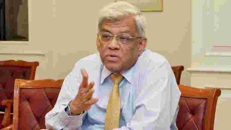 Deepak Parekh向股东：集团新兴的无机机会