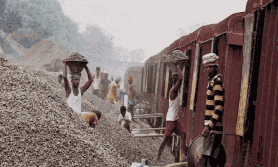 印度铁路公司处理的是大流行年度有史以来最高的货运量，比去年增长了2％