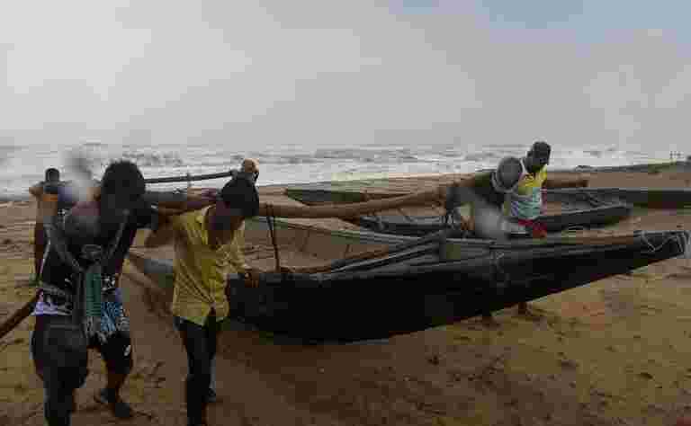 11月15日，Cyclone&apos;Gaja&apos;可能会在Pankan和Cuddalore之间穿越海岸