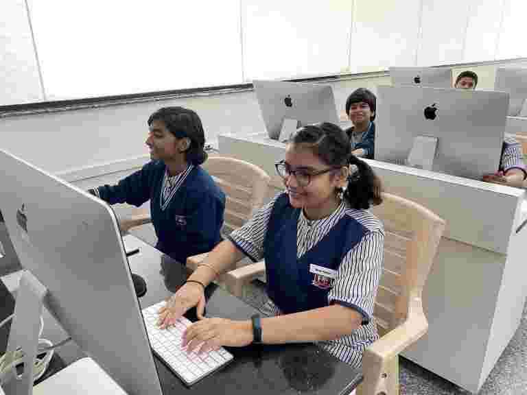 印度女孩如何学习编码，如苹果所以&ldquo;迅速&rdquo;