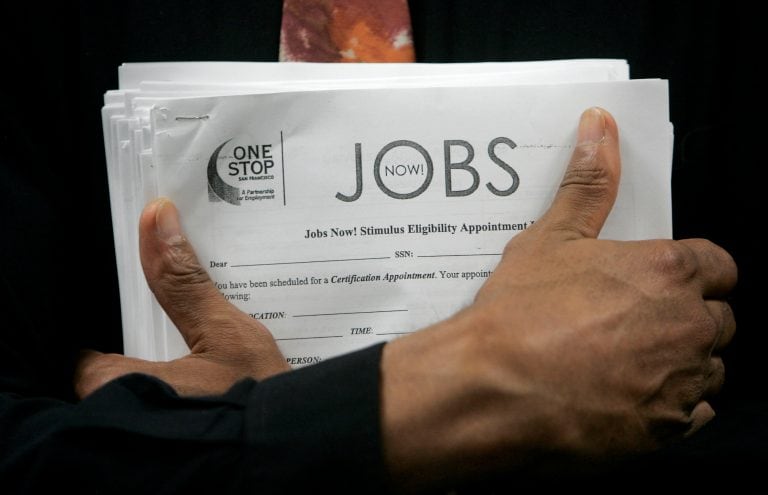 报告称，11个州11个州的失业率高
