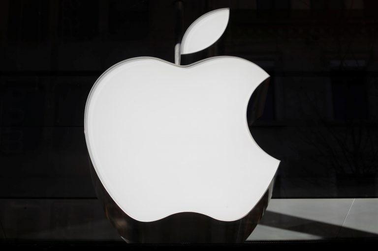 陷入困境的Apple供应商日本展示以寻求资金，股价飙升