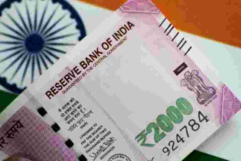 2017  -  18年印度的家庭债务几乎双打至6.74万卢比：RBI.