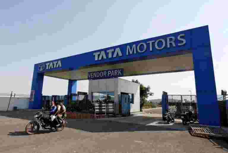 Tata Motors&apos;JLR通过CO2排放水平召回44,000辆汽车