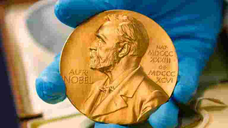 瑞典学院决定今年不授予诺贝尔文学奖