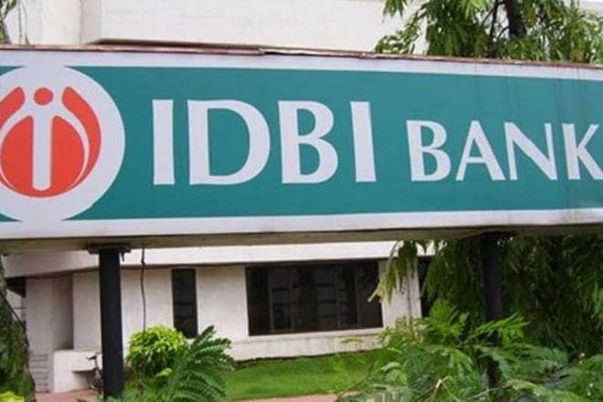 预算2020：GOVT在IDBI银行卸载股权，但LIC将参加其通话，说财务SECY Rajiv Kumar