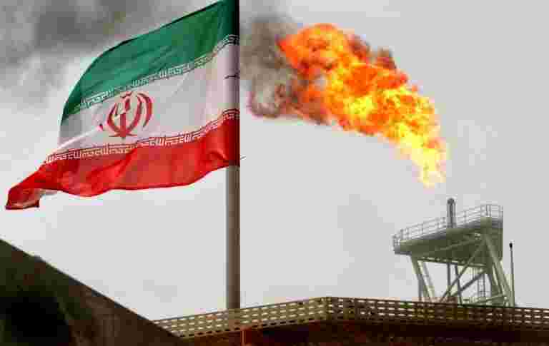 印度在4月份购买12％的伊朗石油与3月