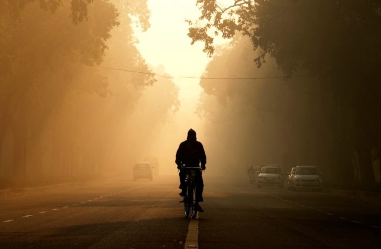 随着温度下降，新德里的空气质量恶化