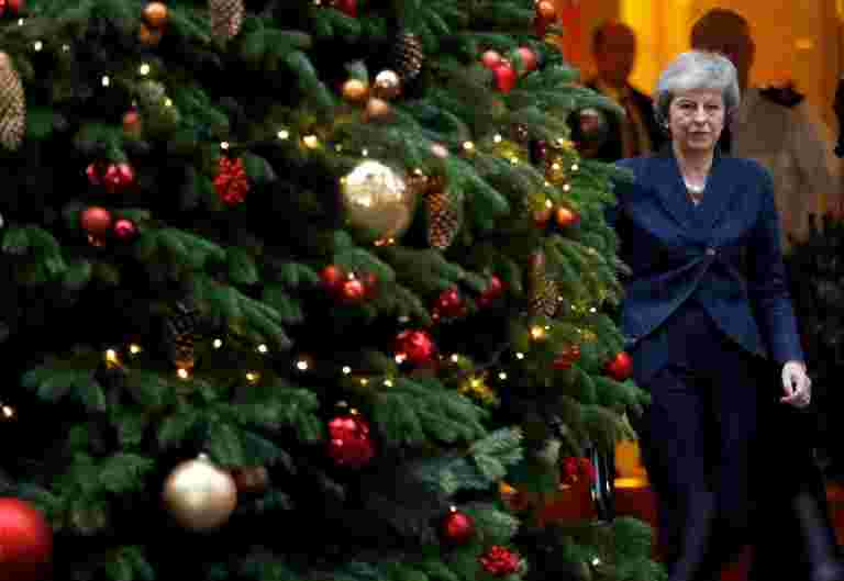 英国PM Theresa可能会誓言，警告Brexit在危险之中
