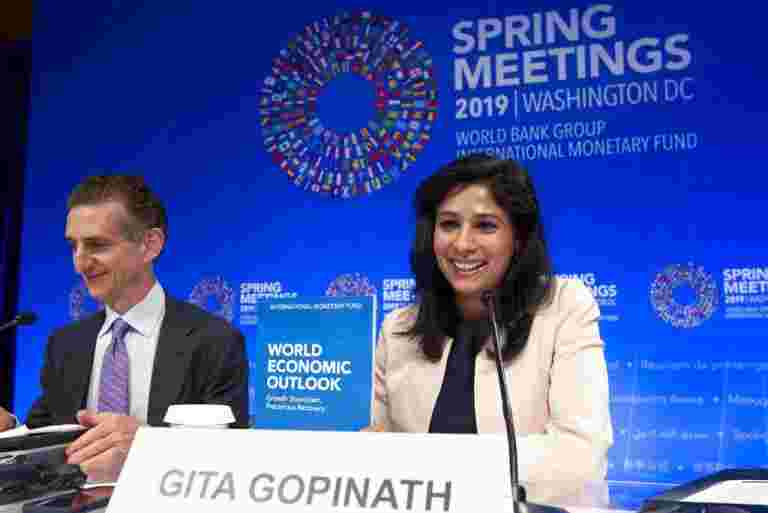 IMF的Gita Gopinath：货币政策宽松，税收削减，以支持印度的滞后增长