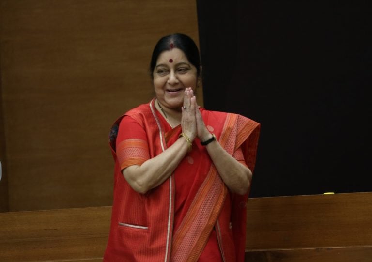 Sushma Swaraj如何在喀拉拉邦拯救两只艾滋病毒阳性儿童
