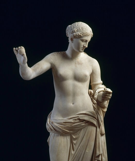 解锁赤裸的金星：Facebook OKS博物馆毕竟