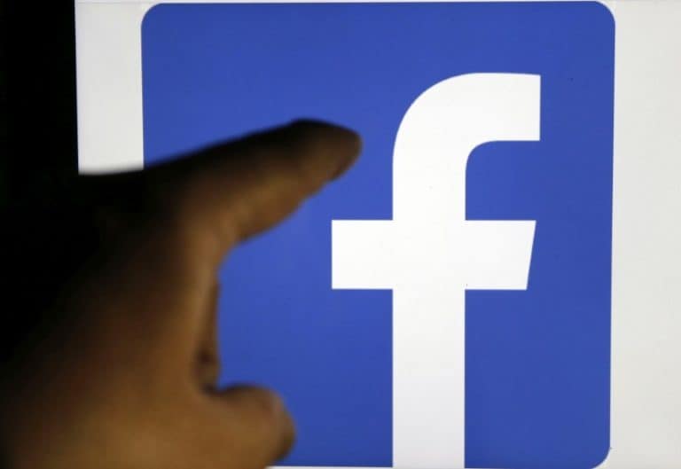 印度立法者召唤Facebook官员通过公民的权利保护
