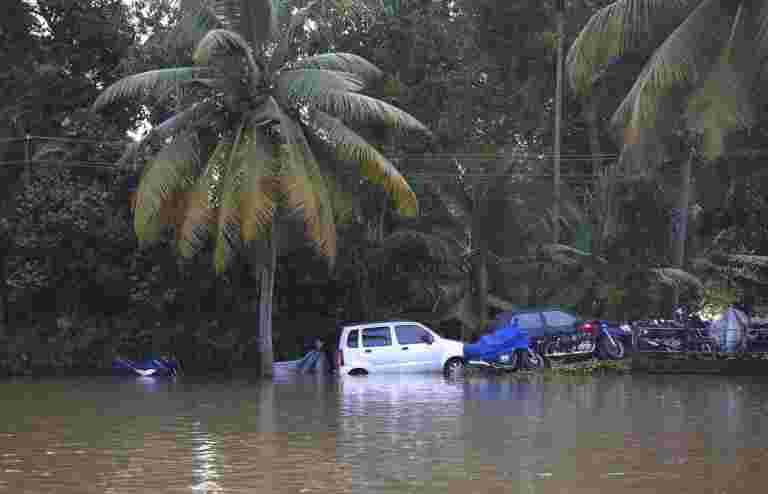 喀拉拉邦部长警告采取措施洪水损害