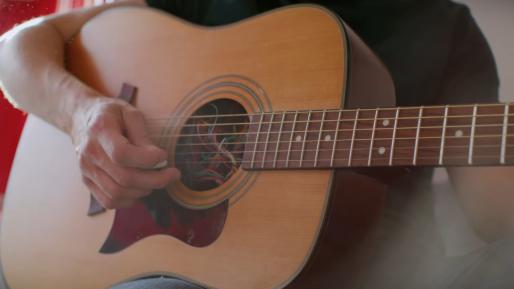 Google专家为静音，聋哑和盲人升级了吉他