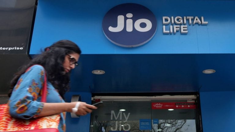 Jiofiber计划：Reliance Jio Broadband提供399卢比的无限数据