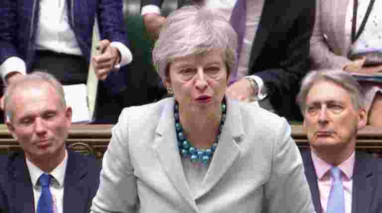在英国国会议员抓住了对Brexit的控制，Theresa可能会被火