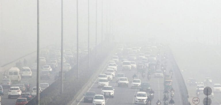 报告说，不仅仅是德里，拉合尔空气仍然危险危险