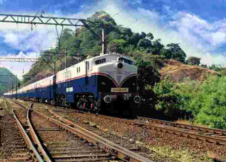 印度最古老的火车旁遮普邮件完成了107年，Deccan Queen Turns 89