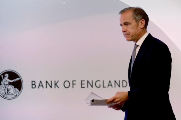 英格兰银行将增长预测降低为Brexit和Global Warries Mount