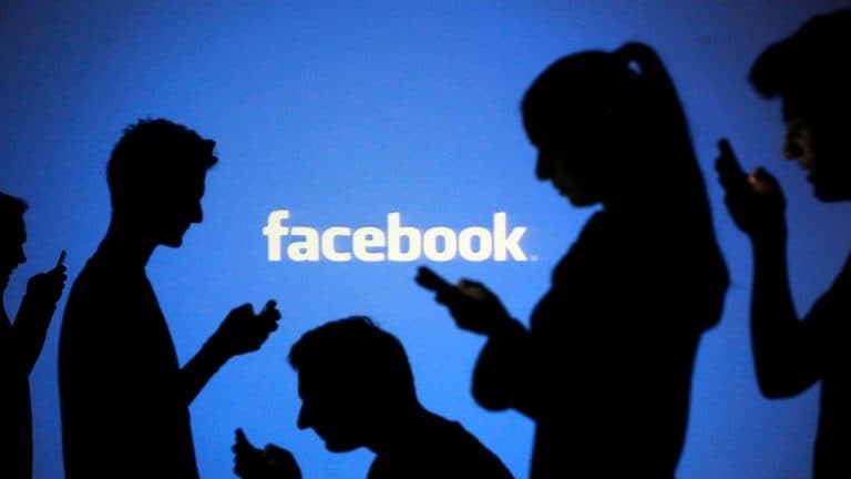 Facebook寻找印度的公共政策主任，Ankhi DAS的争议退出后几周
