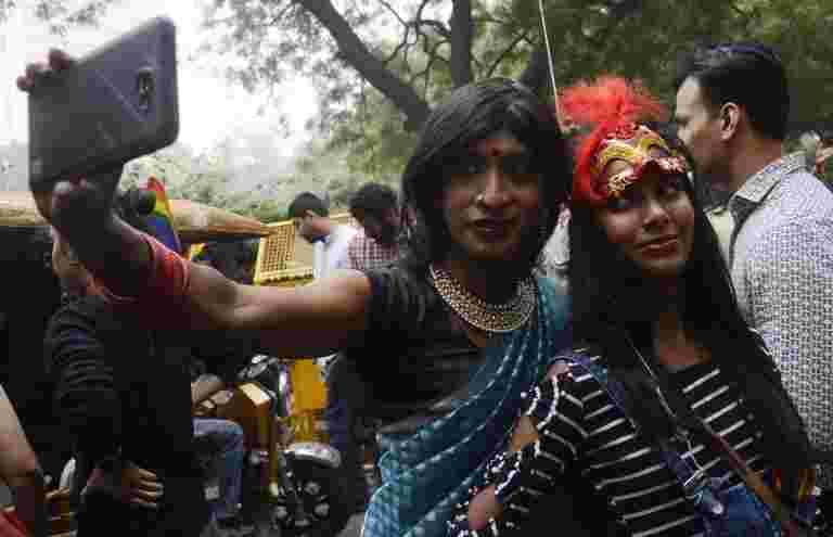 UP，喀拉拉邦在IPC第377条下注册的同性恋案例列表