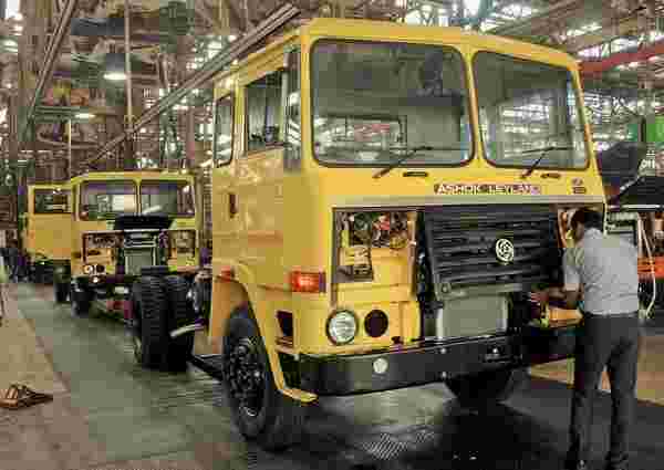 Ashok Leyland在9月份在五家植物中观察非工作日